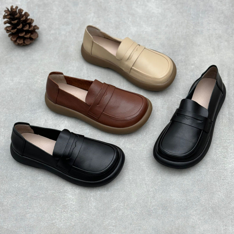 Women's Handmade Genuine Retro Artistic Round Toe Flat Bottom Slip-on Loafers