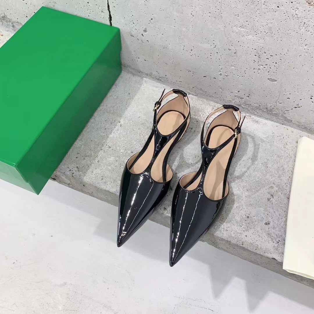 Women's Summer Fashionable Pointed Elegant Side Empty Closed Flat Sandals