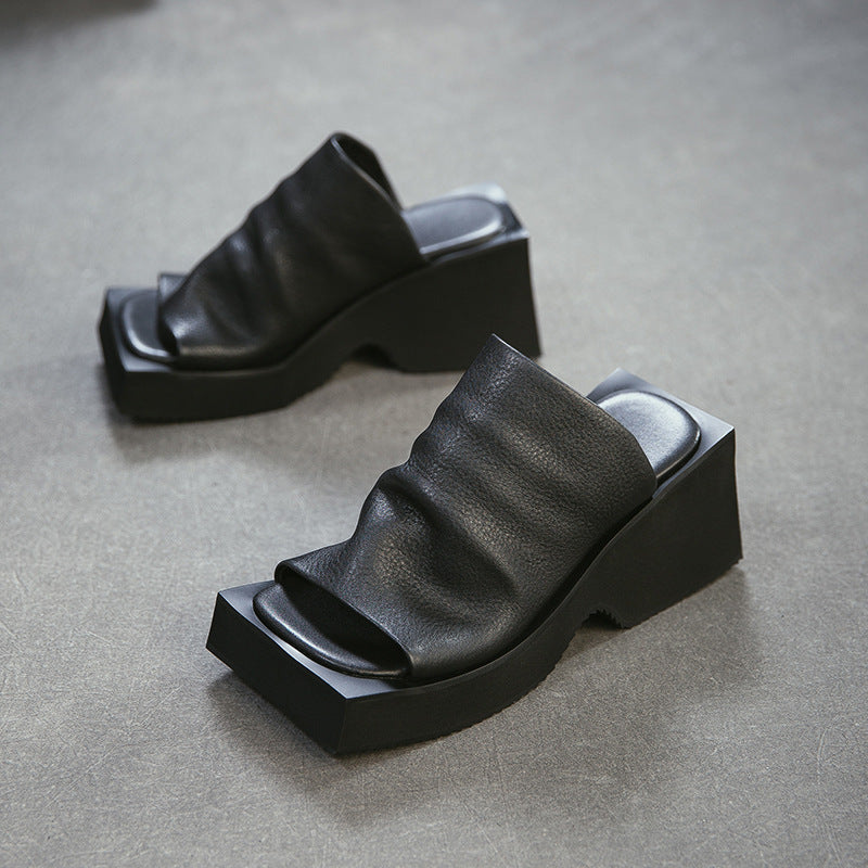 Women's Style Fashionable First Layer Cowhide Square Toe Small Raise The Women's Shoes