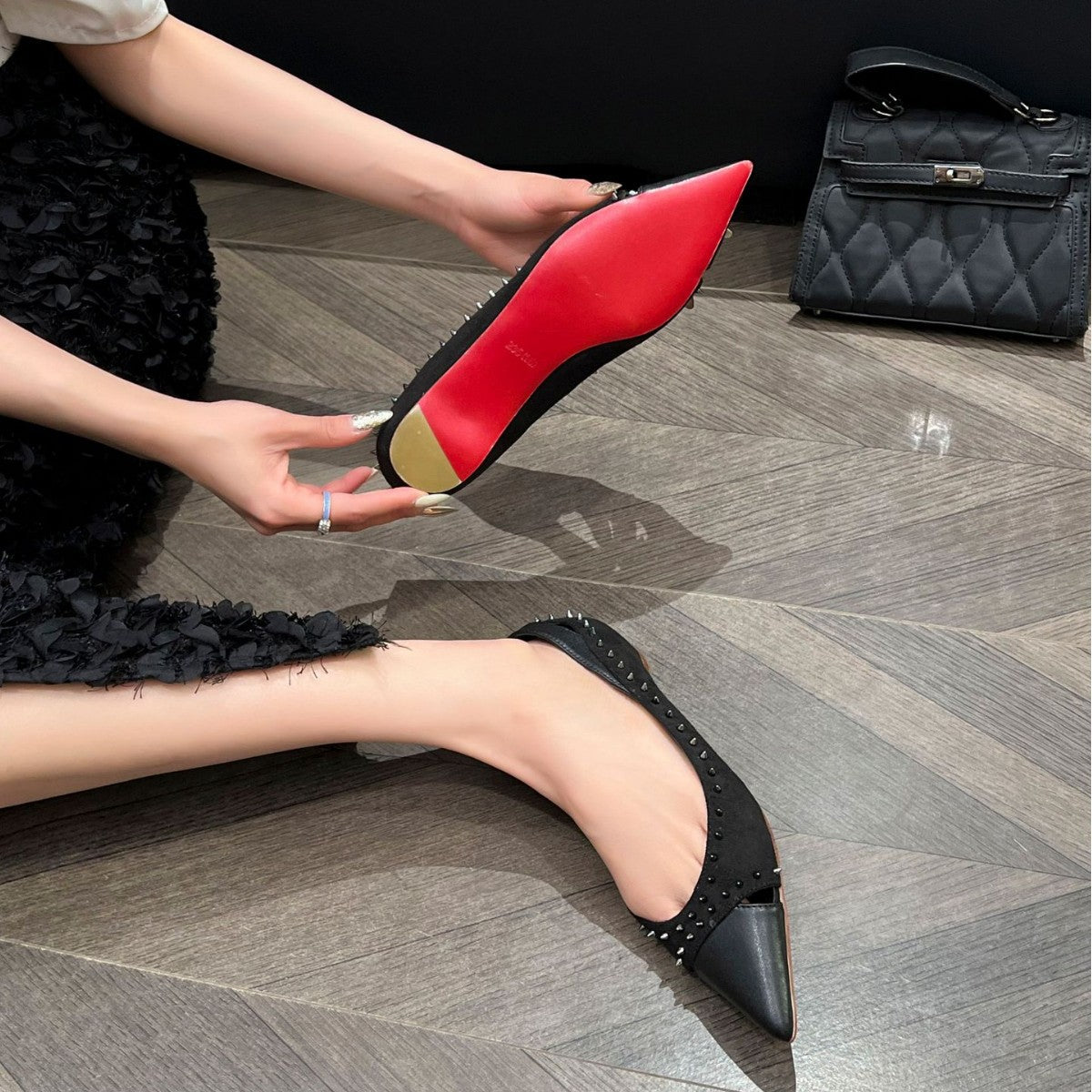 Women's Toe Rivet Shallow Mouth Solid Color Pumps Mary Jane Casual Shoes