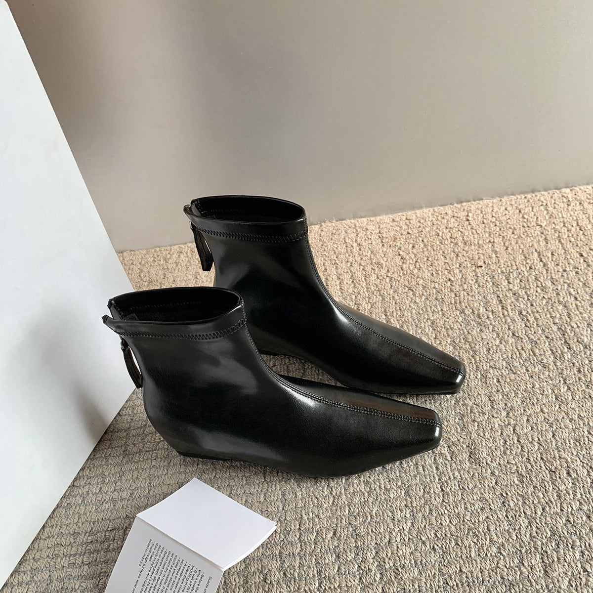 Women's Style Retro Pointed Toe Suede Versatile Height Increasing Insole Minimalist Women's Leather Boots