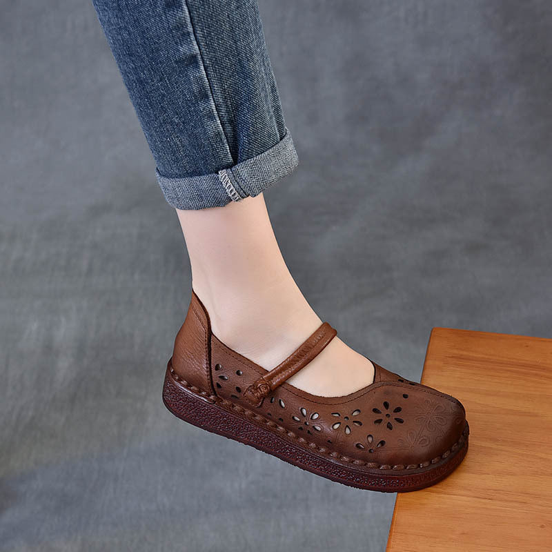 Women's Cowhide Hollow Soft Bottom Ethnic Style Retro Hole Mori Closed Sandals