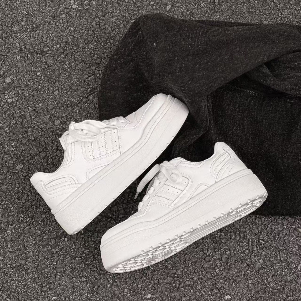 Women's Distressed White Thick Sole Elevator Wild Sports Women's Casual Shoes