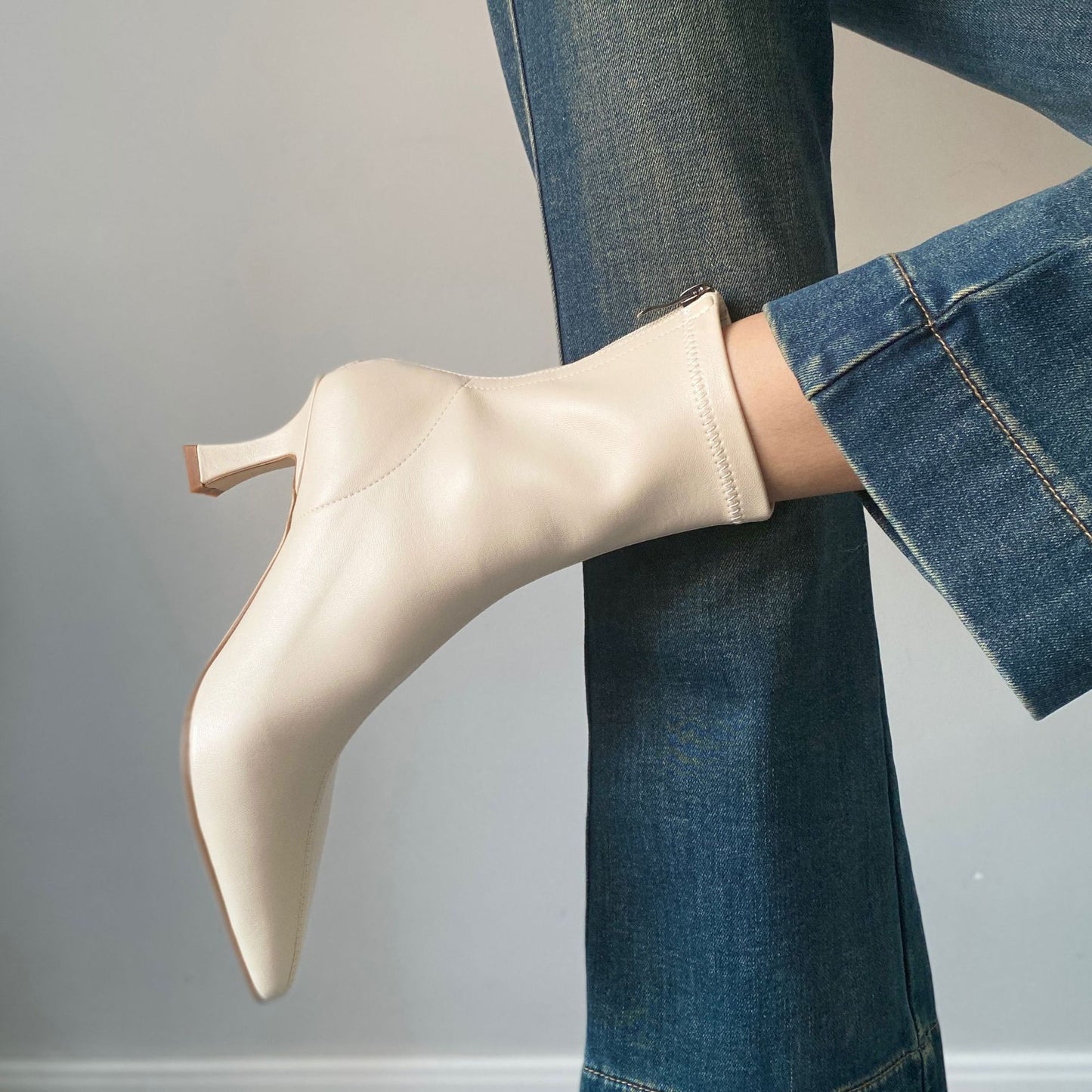 Women's Korean Pointed Stiletto High Stretch Temperament Boots