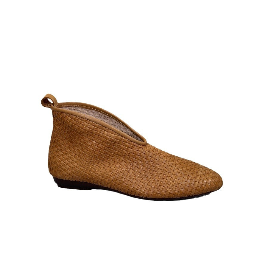 Women's Retro Cowhide Hand-woven Pointed Flat Ankle Women's Casual Shoes
