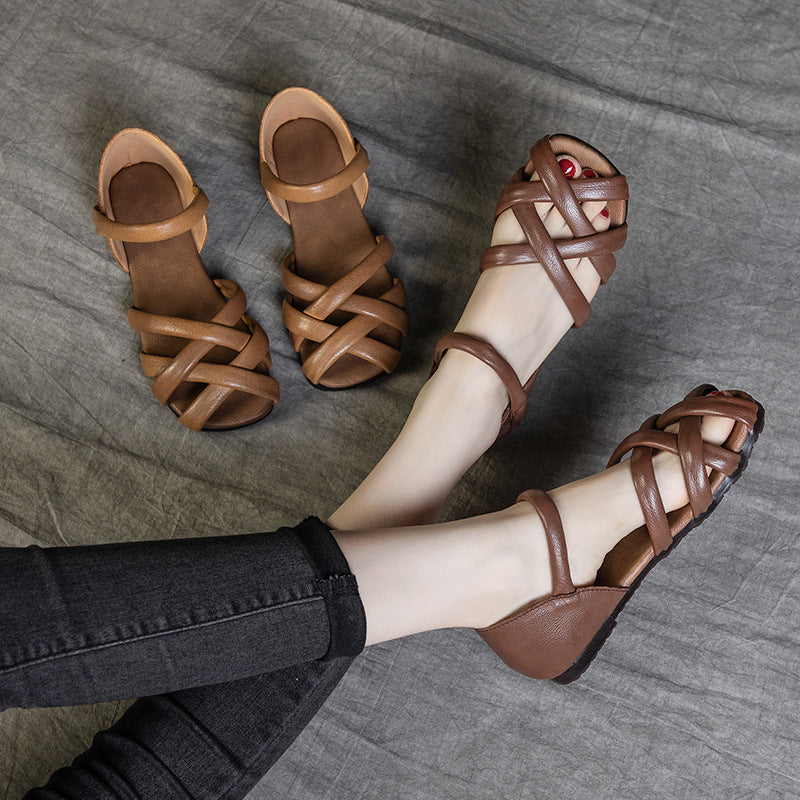 Women's Art Style Retro Toe Cap Comfortable Woven Hollow Flat Sandals