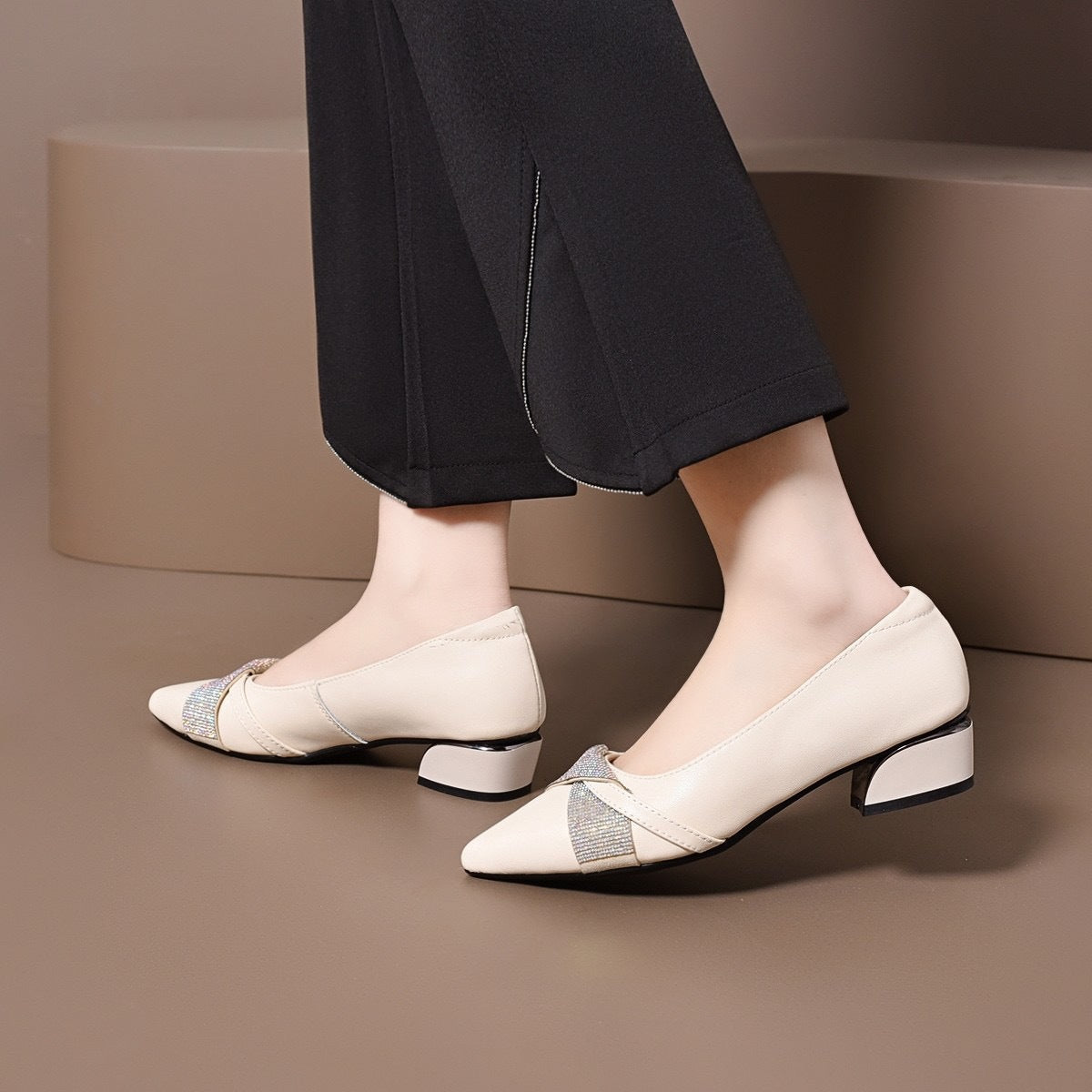 Women's Diamond Elegant Frosted Suede Pointed Toe Small Leather Shoes