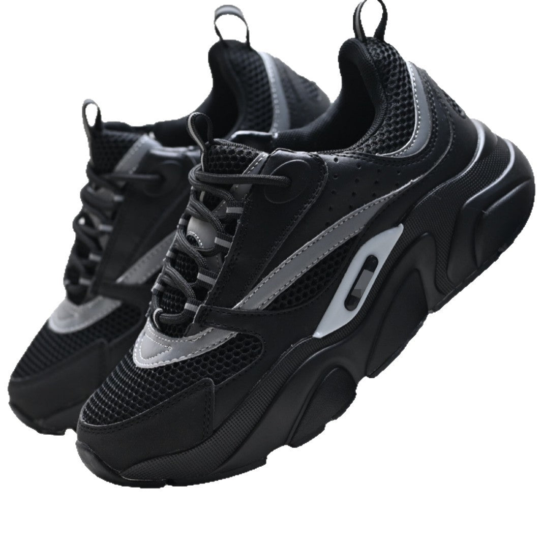 Men's Thick Sole Mesh Breathable Lightweight Elevator Wild Men's Sports Shoes