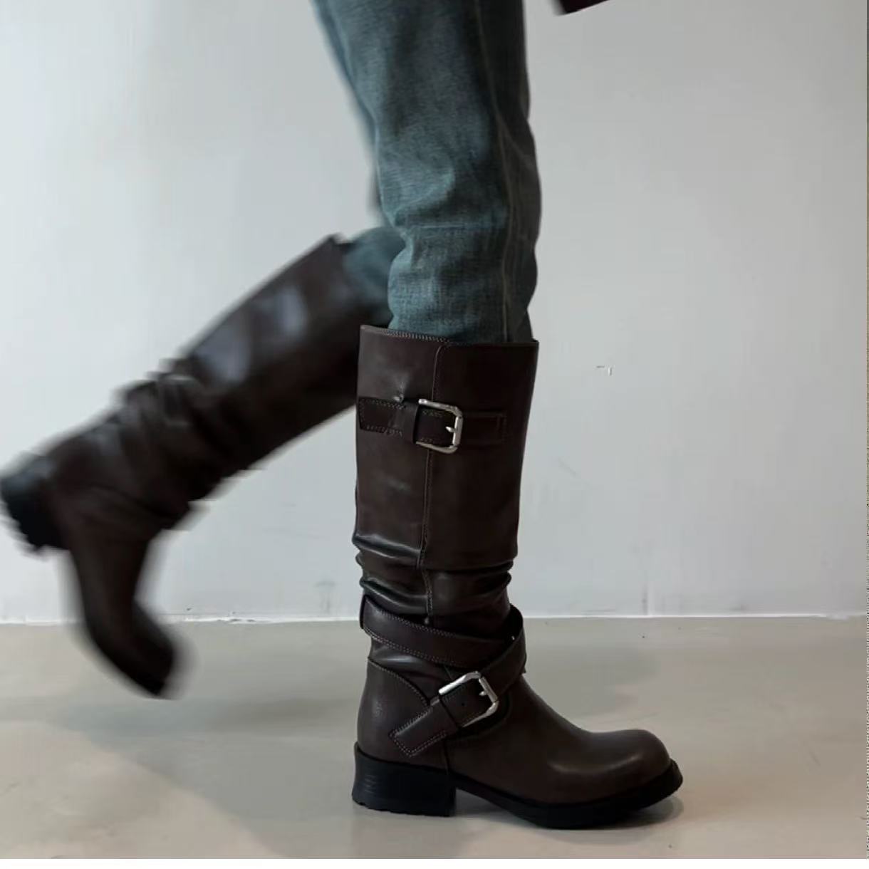 Women's Buckle Chunky Knight Fashionable Round Toe Pile Style Heels