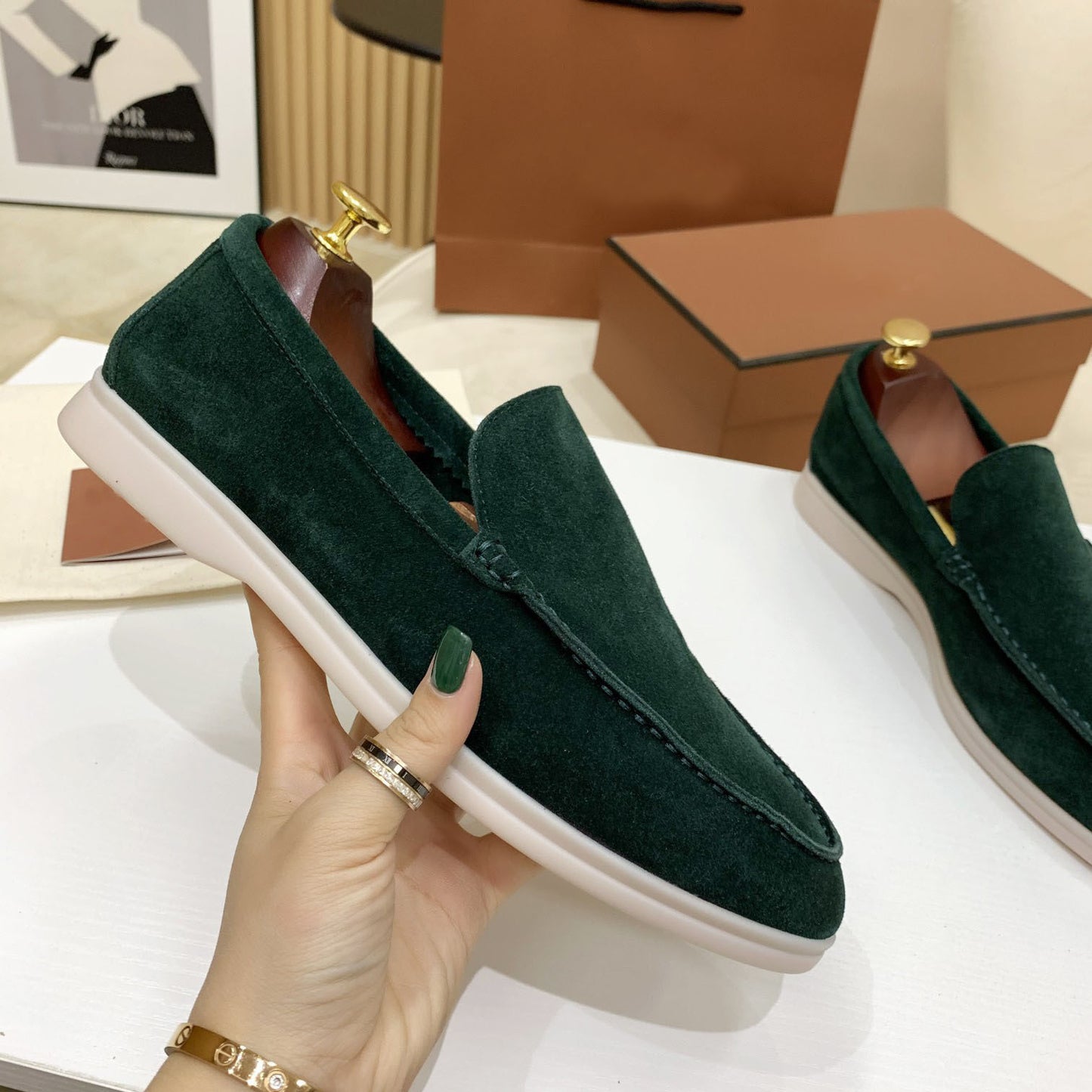 Women's & Men's High Genuine Doug Slip-on Sheepskin Flat Large Women's Fashion Shoes