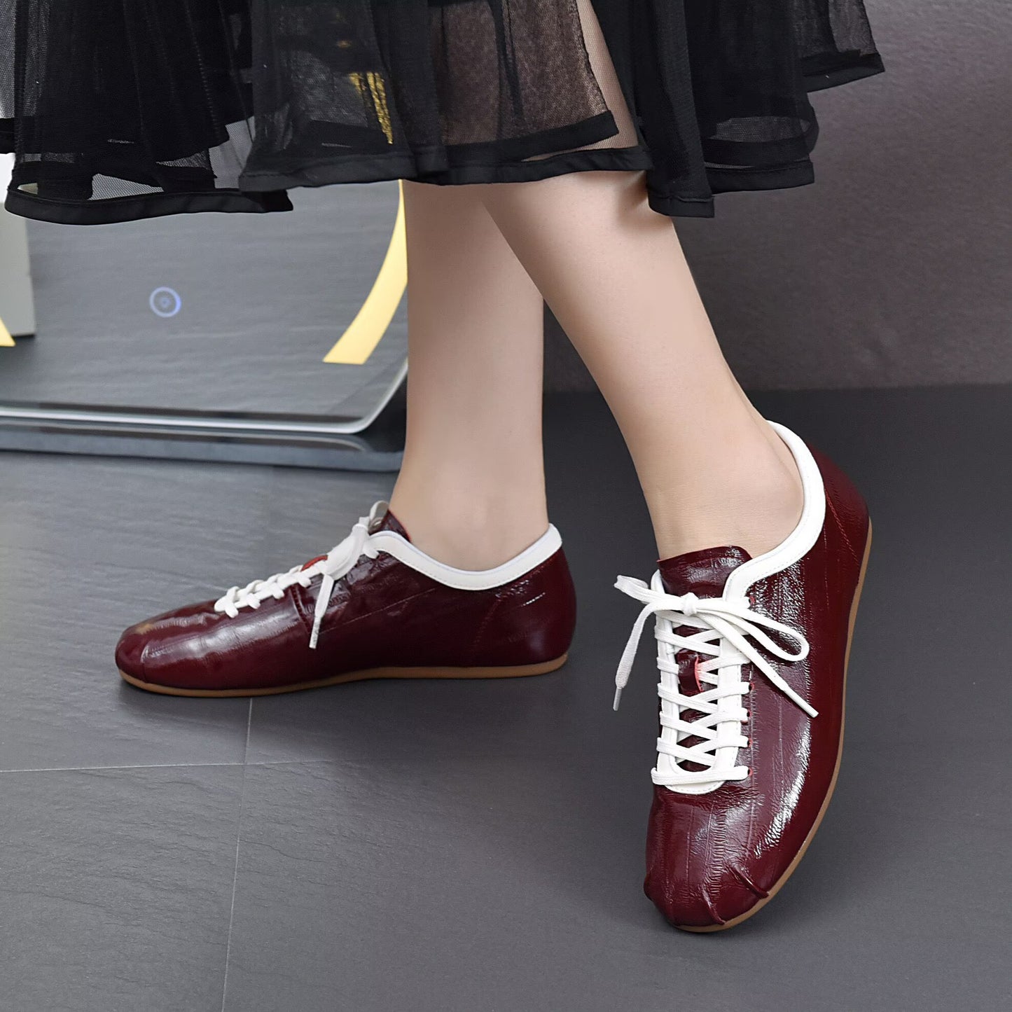 Women's Spring Retro Style German Training Flat Round Toe Women's Casual Shoes