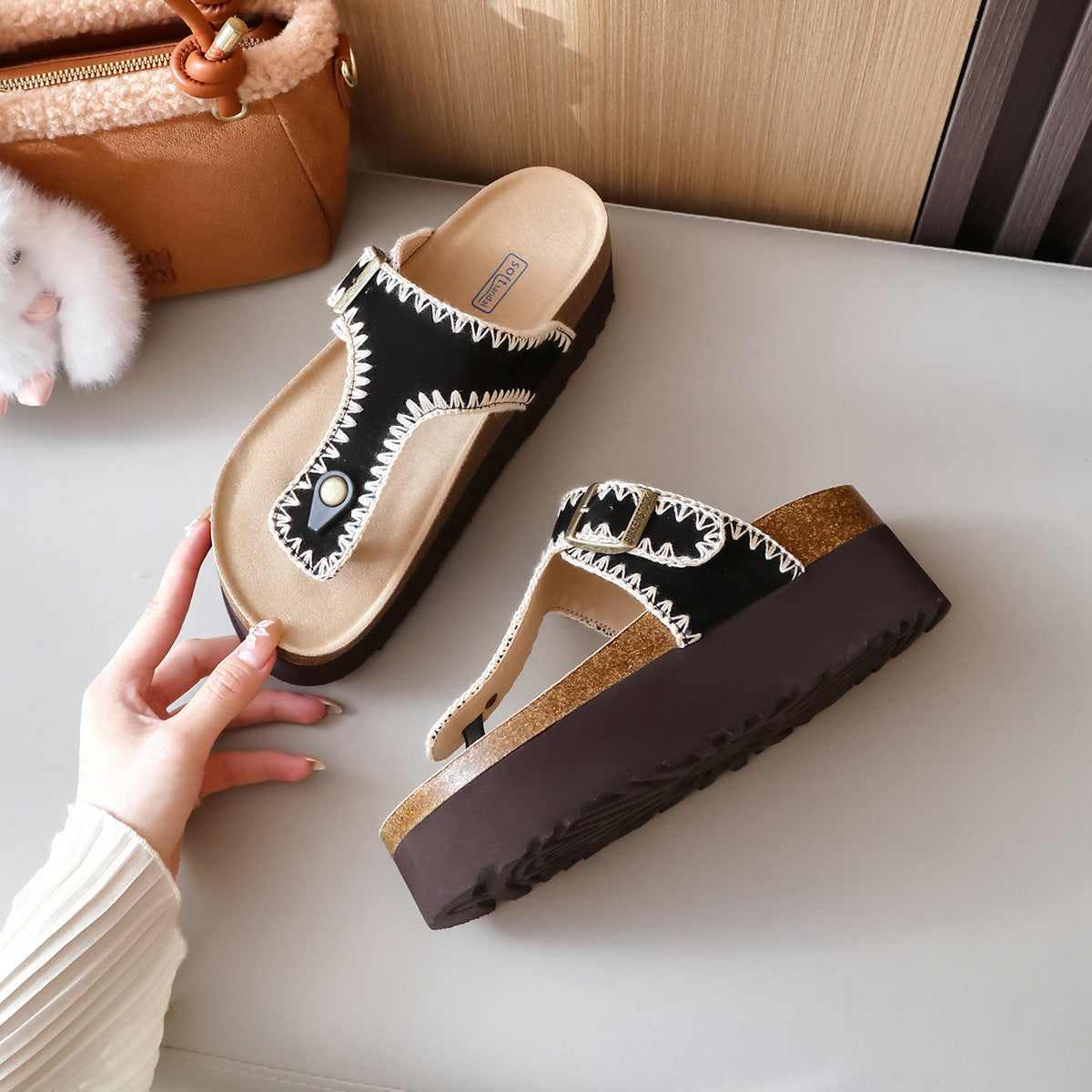 Creative Women's Graceful Charming Glamorous Thick-soled Sandals