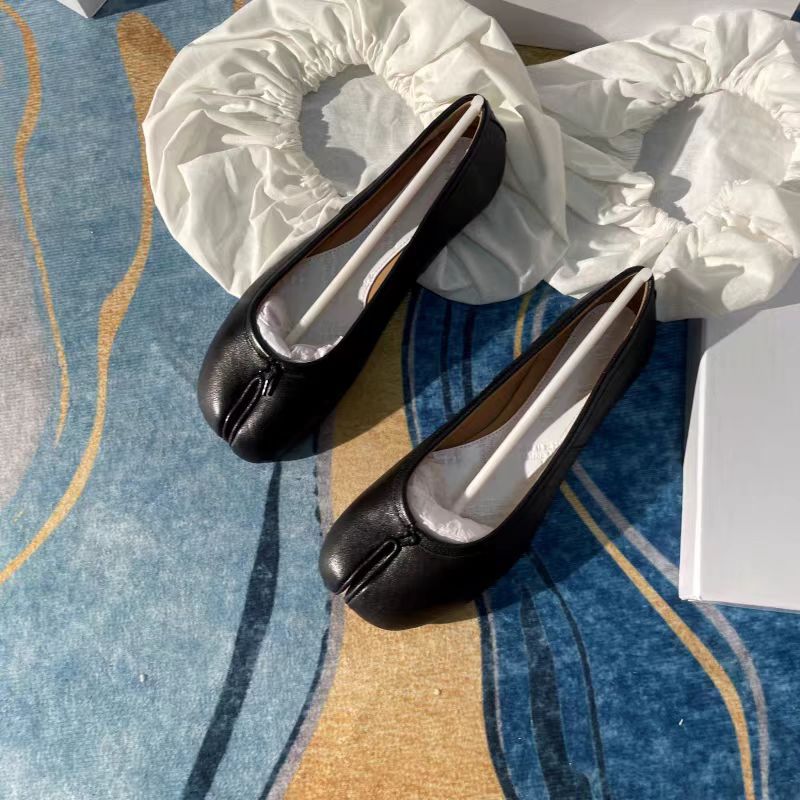 Women's Pleated Flat Round Toe Trotter Horseshoe Women's Fashion Shoes
