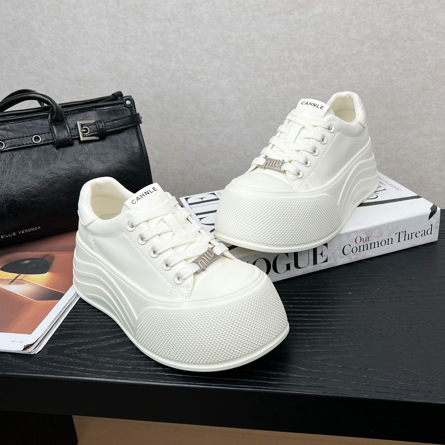 Women's Platform White Sports Height Increasing Round Women's Board Shoes