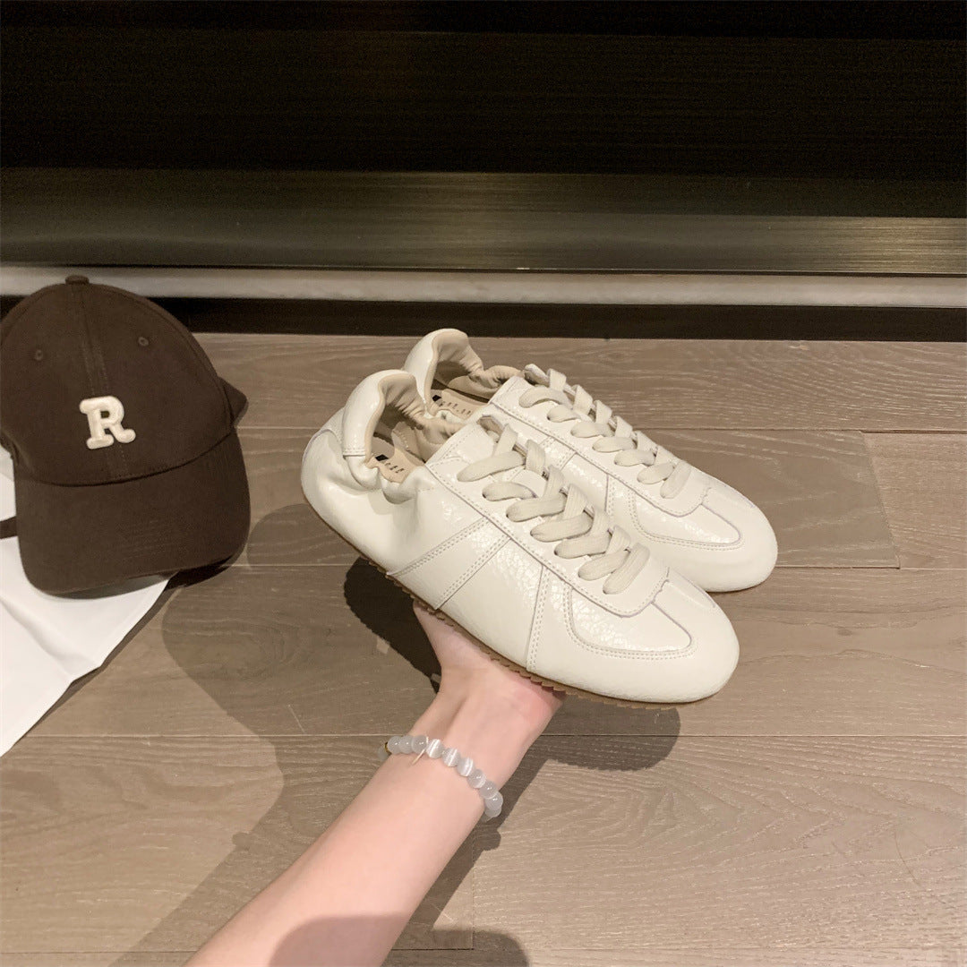 Women's Light White Thin Breathable Sports German Training Show Feet Little Women's Casual Shoes