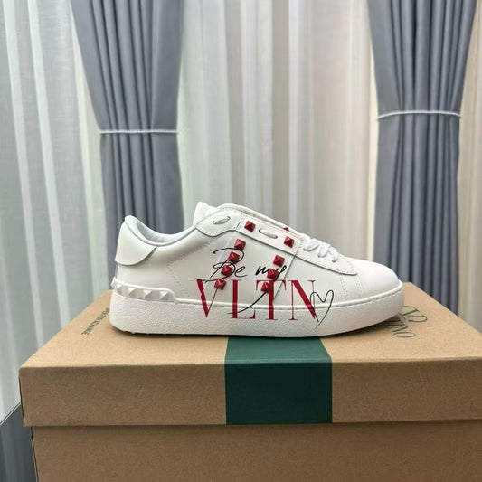 Spring White Luxury Rivet Unisex Low Women's Board Shoes