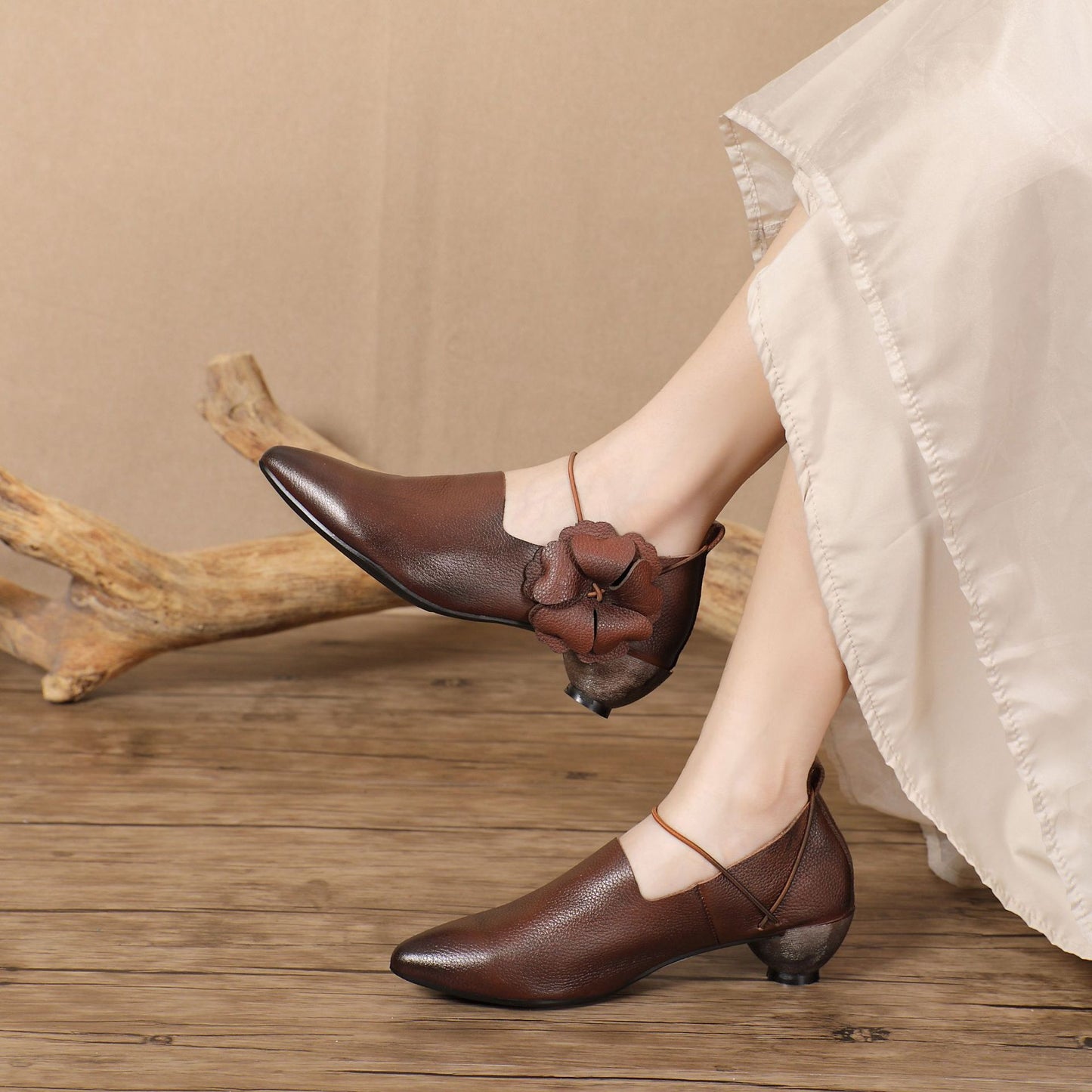 Women's Retro Handmade Genuine Flower Literary Low Heels