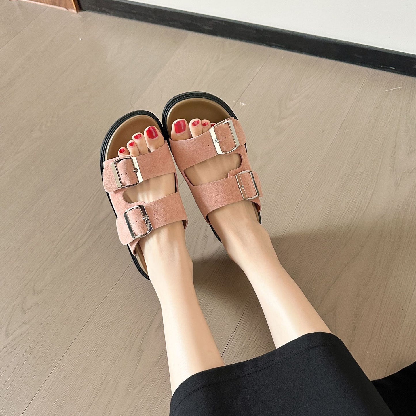 Fattened Plus Size Fashion Summer Flat Strap Square Buckle Slippers