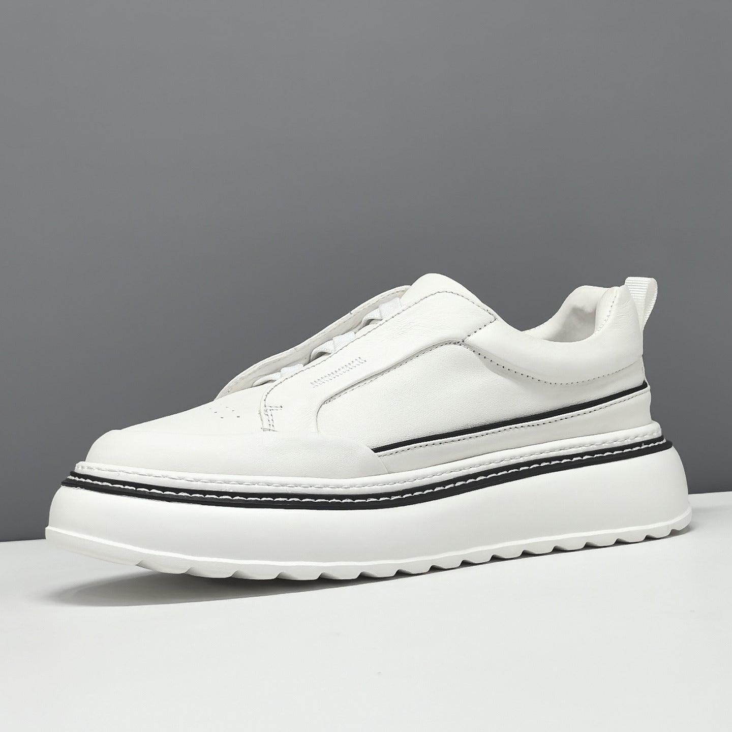 Men's Layer Cowhide Platform Board Fashionable Genuine Men's Shoes