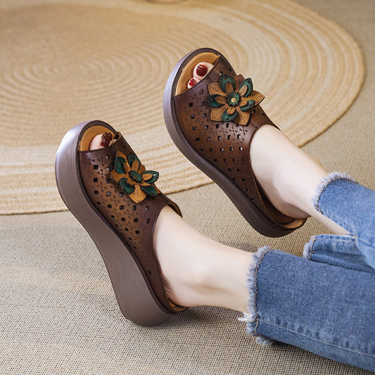 Women's Ethnic Style Flower Cutout Hole Thick Bottom Slippers