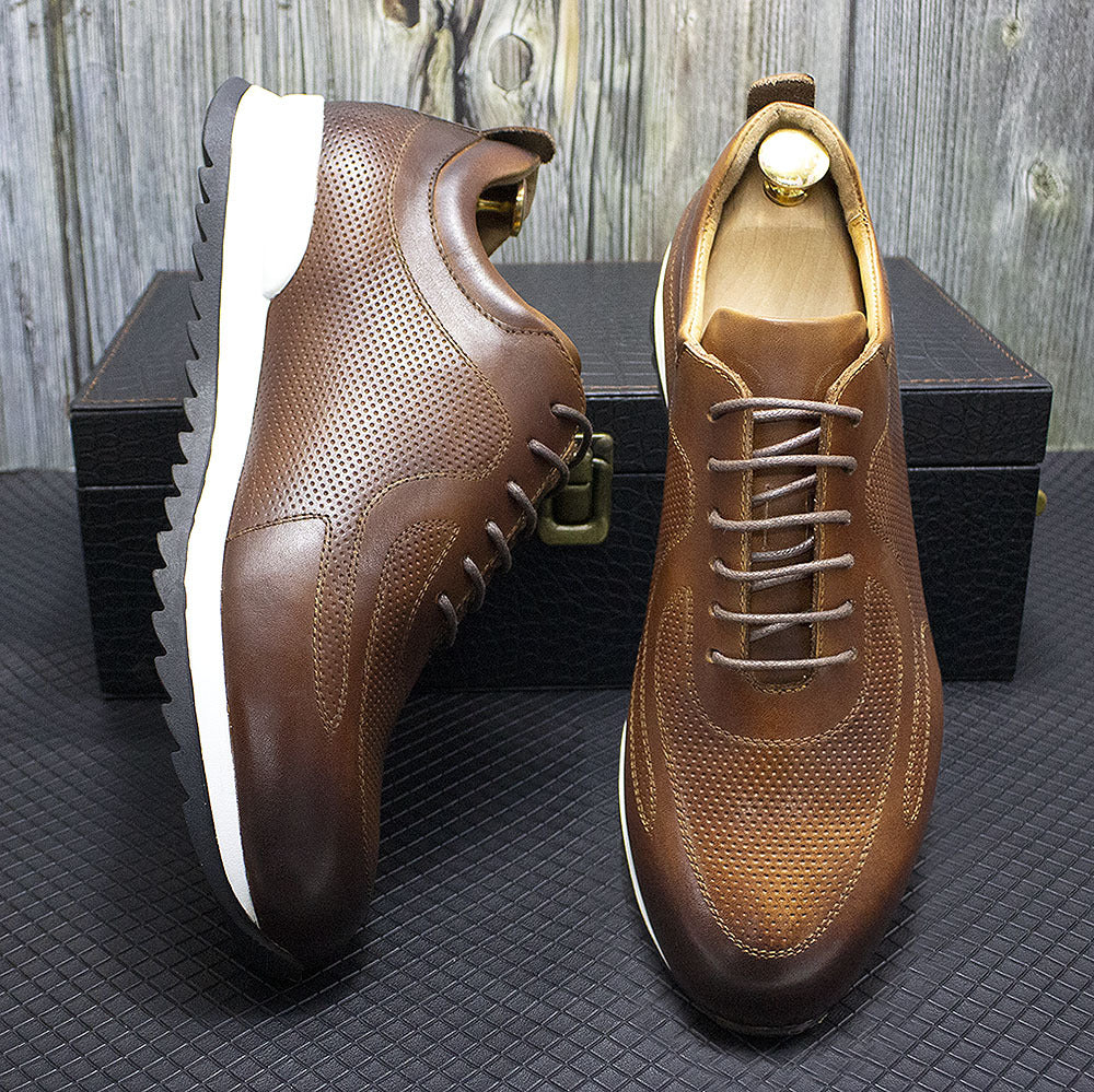 Men's Layer Cowhide Lace Up Embossed Thick-soled Polished Fashionable Men's Shoes