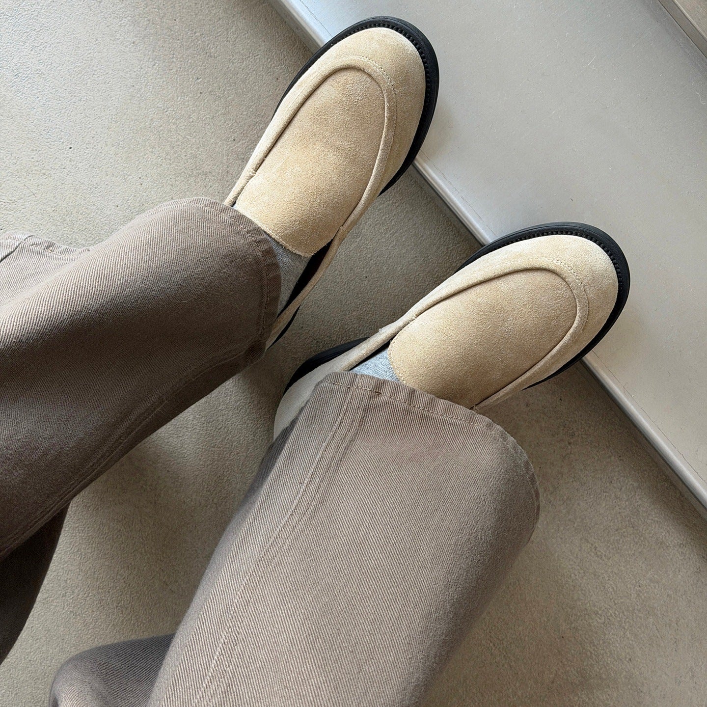 Women's Spring Round Toe Reversible Cowhide Flat Pumps Loafers