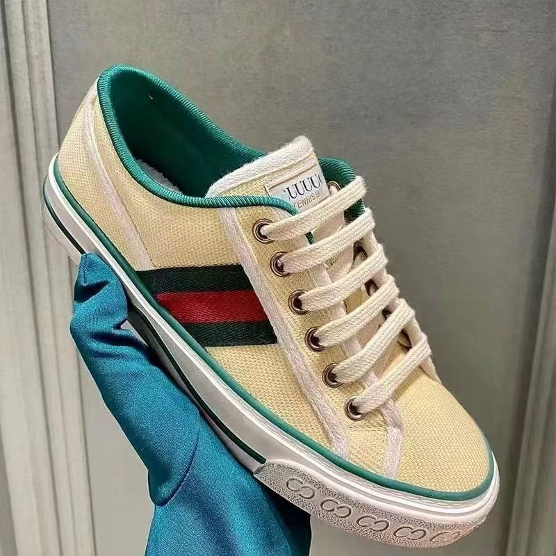Women's Presbyopic Spring Thin Vintage Embroidered Lovers Sneakers