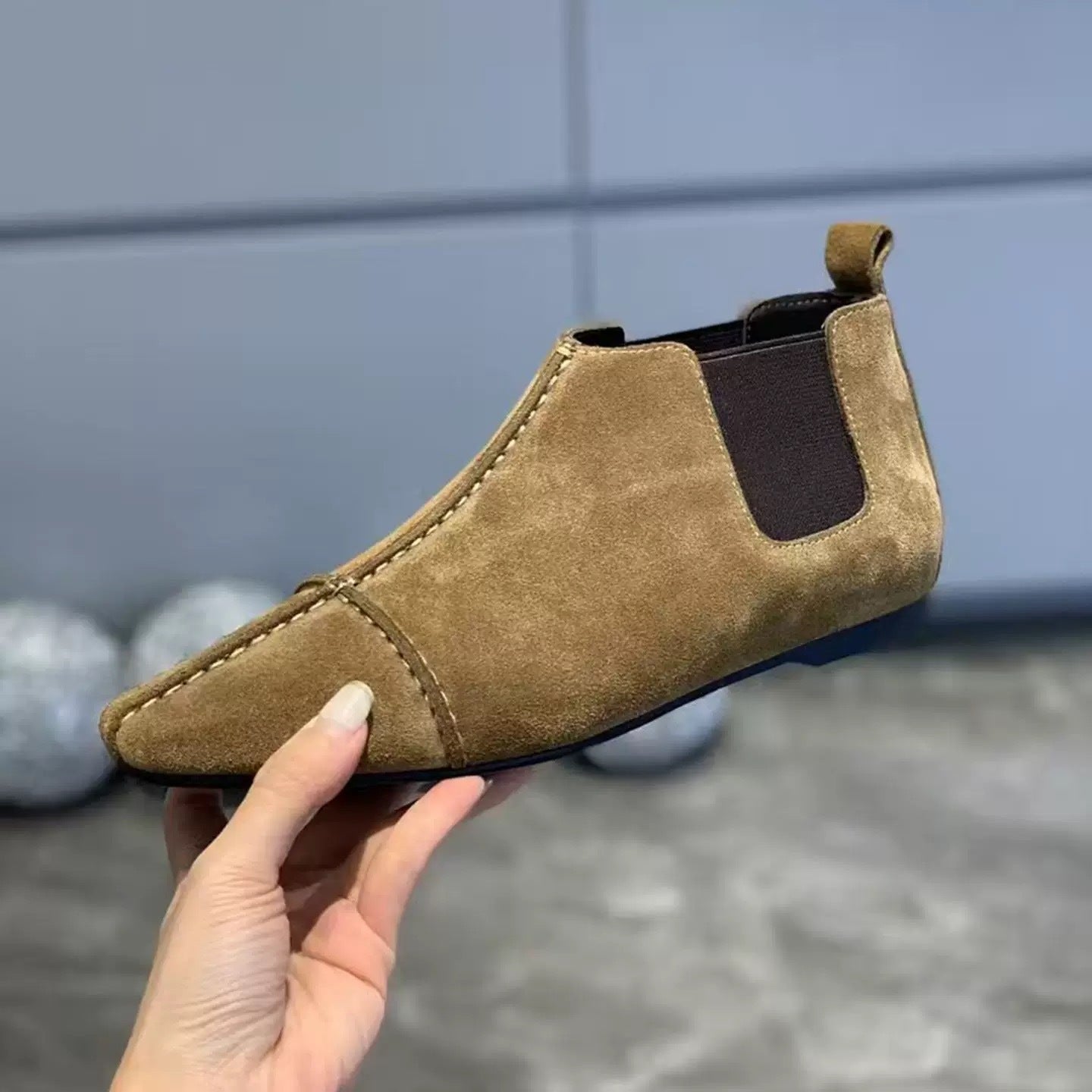 Women's Retro Minority Suede Square Toe Flat Bottom Chelsea Booties Boots