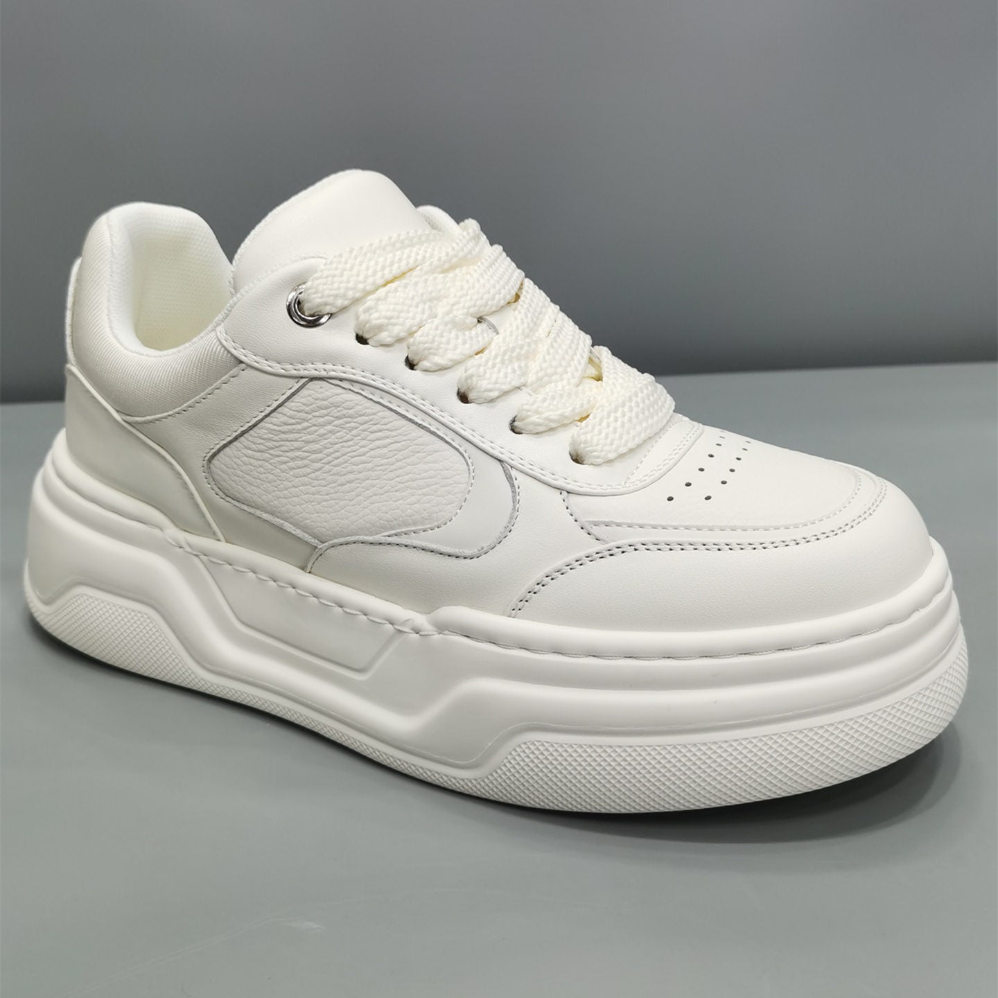 Men's Thick-soled Lightweight Fashion Trendy White Casual Shoes