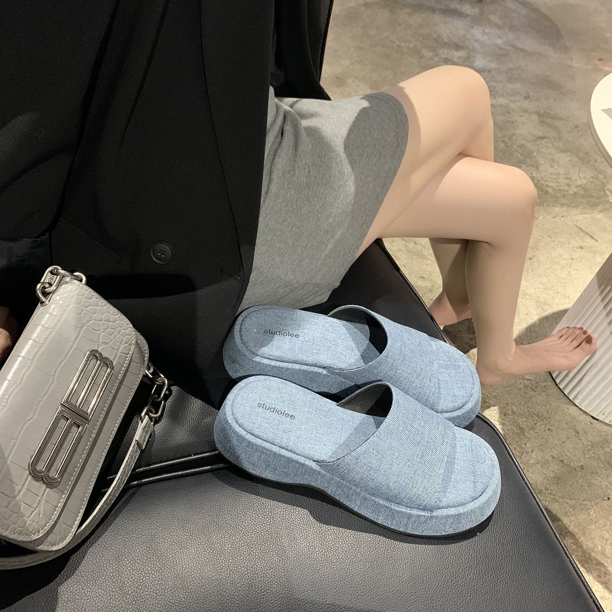 Women's Grape Mom Raise The Bottom Fashion Simple Round Head Slippers