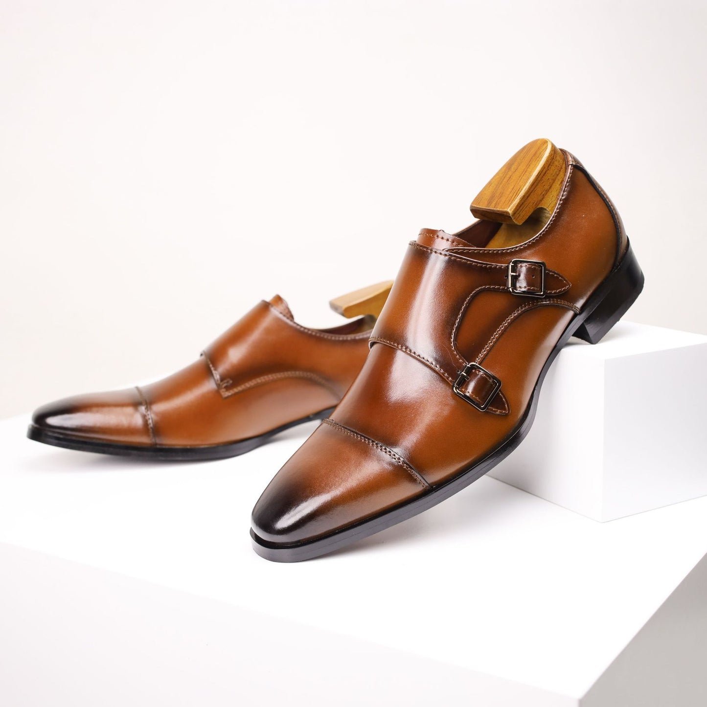 Men's Plus Size Gentleman British Style Formal Wear Men's Business Leather Shoes