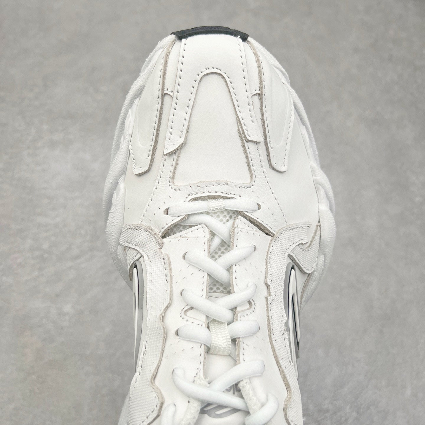 Women's & Men's Paris Dad White Dirty Men's Sports Shoes