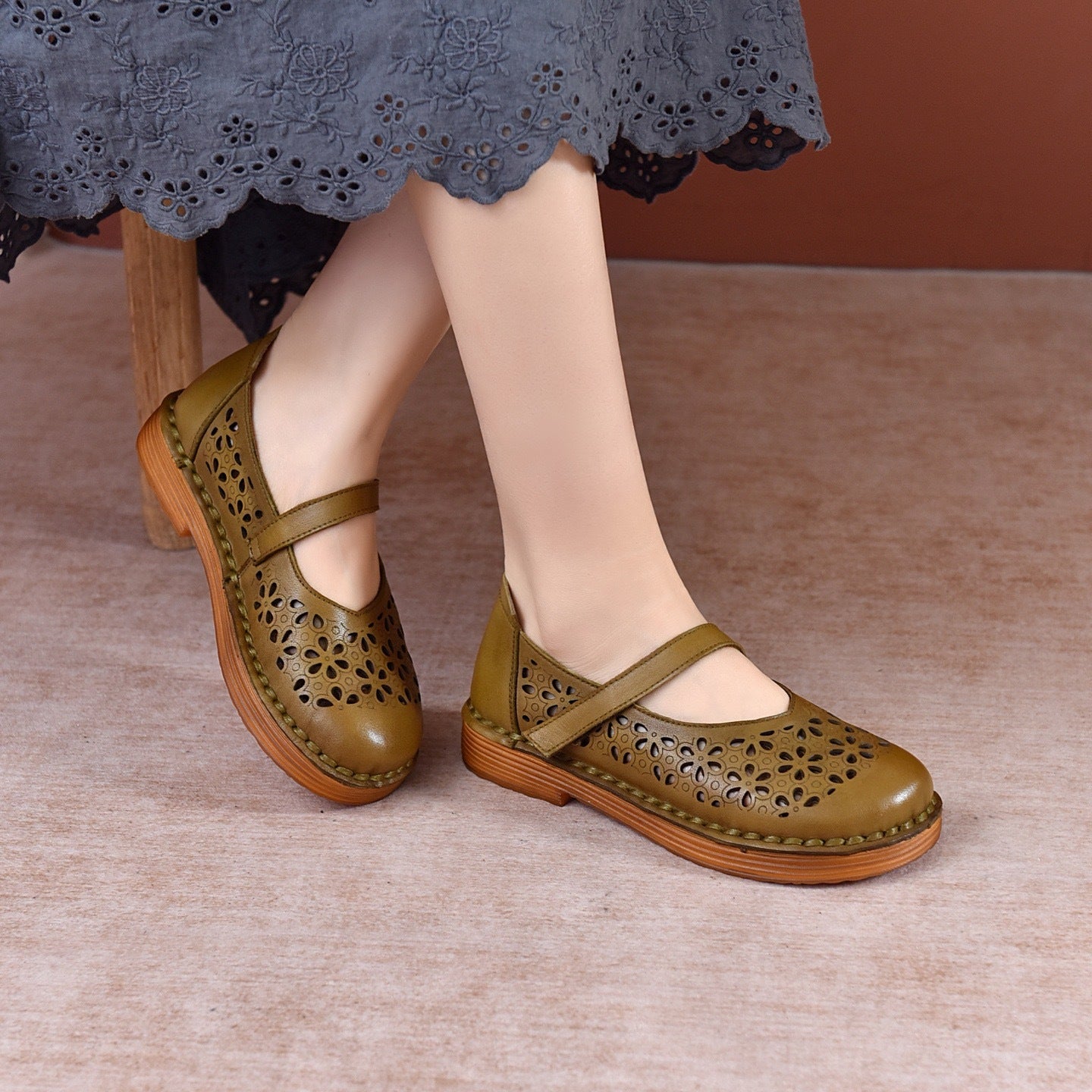 Women's Summer Cowhide Round Toe Velcro Soft Bottom Lightweight Loafers