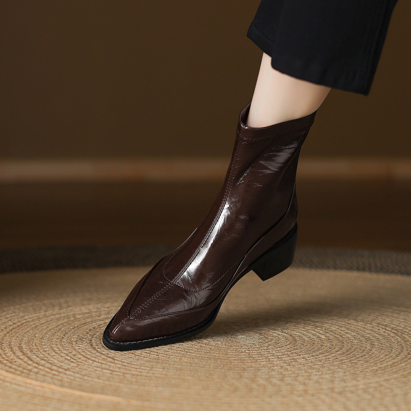 Large Size Retro Pointed Toe Chunky Booties Female Skinny Fashion Women's Leather Boots