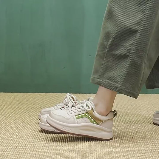 Women's Retro Style Round Head Thick Bottom Lightweight Exercise White Youth Women's Casual Shoes